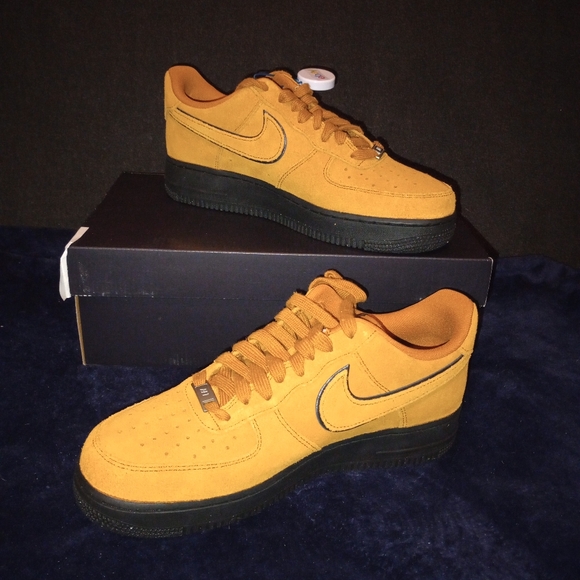 Nike Other - NWB Nike Air Force 1 07 Desert Ochre LV8 Men's size 8 or Women 9.5
